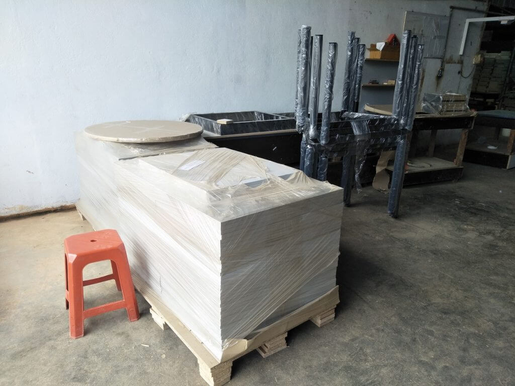 FIZONE OFFICE SYSTEM factory production area with office furniture assembly and material storage